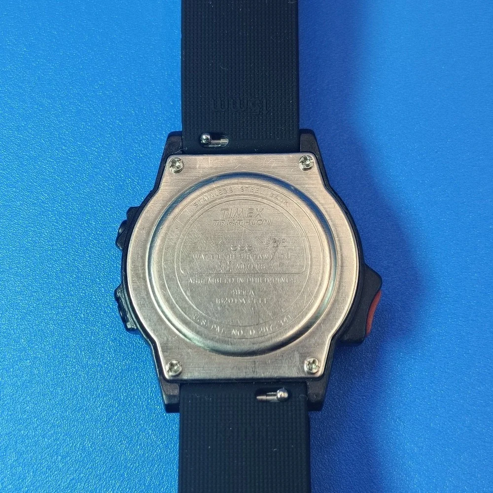Vintage 1987 Timex Triathlon Memory 851A 35mm‎ Mens Retro Digital Sport Watch